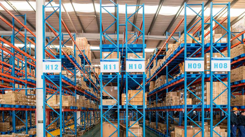 Celebrated Manufacturer of China Pallet Racks and Warehouse Mezzanines