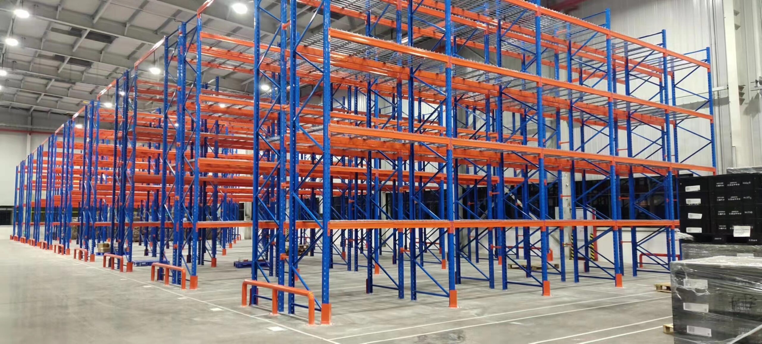 Crafting Quality Pallet Racks & Mezzanines: Elevating Your